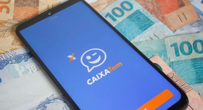 Saque do auxílio em lotérica e caixa eletrônico começa nesta segunda